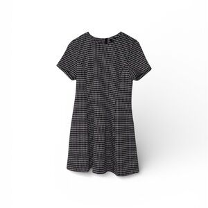 173. Express Women Black and White Houndstooth Mini Dress Size Medium